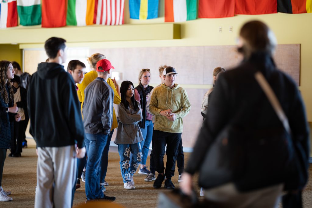 Group of high schoolers visiting UW-Superior